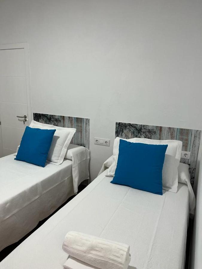 Villa Dalia Malcocinado  ภายนอก รูปภาพ