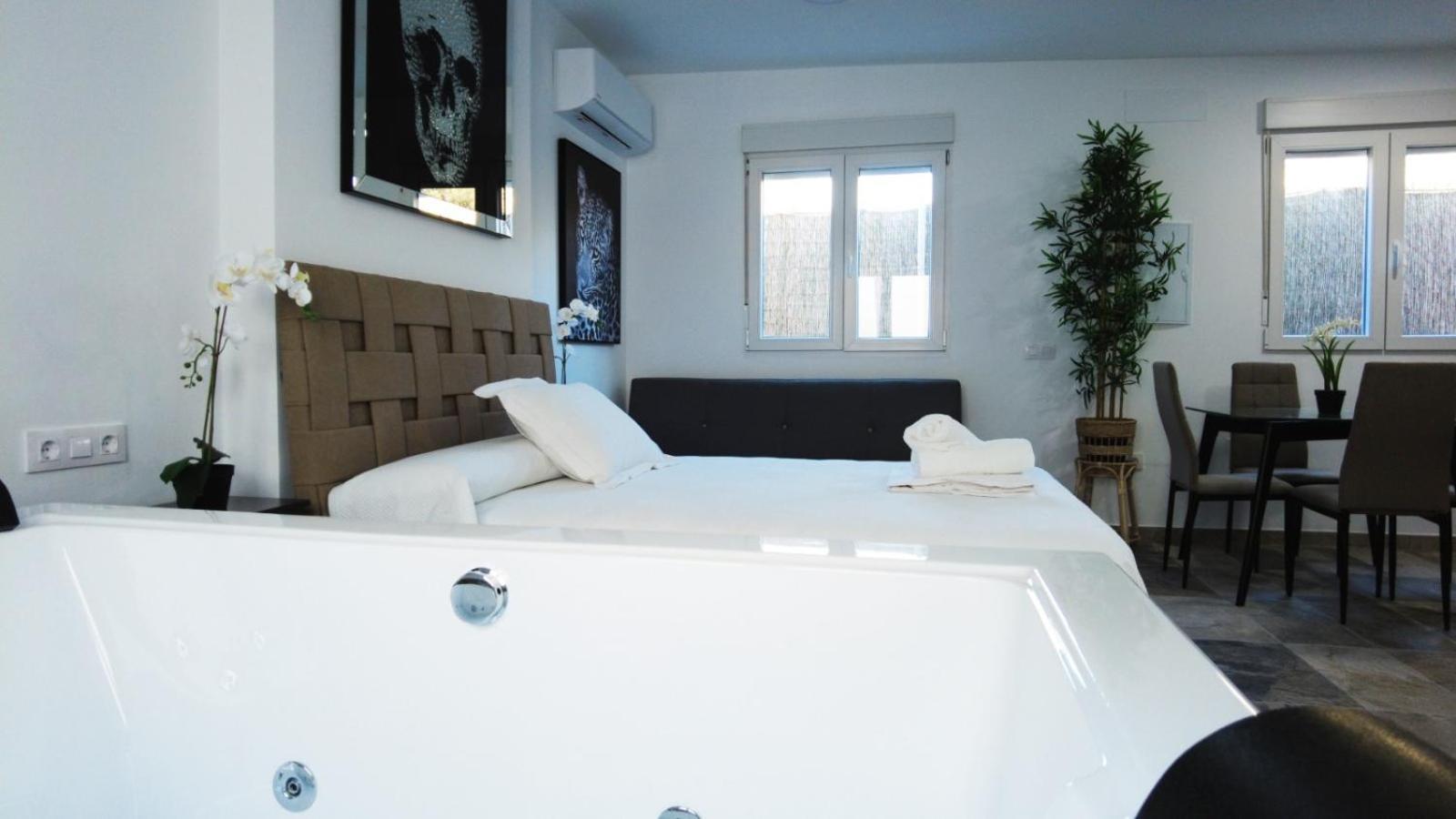 Villa Dalia Malcocinado  ภายนอก รูปภาพ